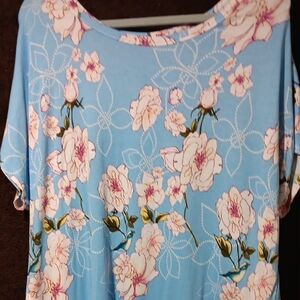 Chic Floral Women's Blouse in Blue